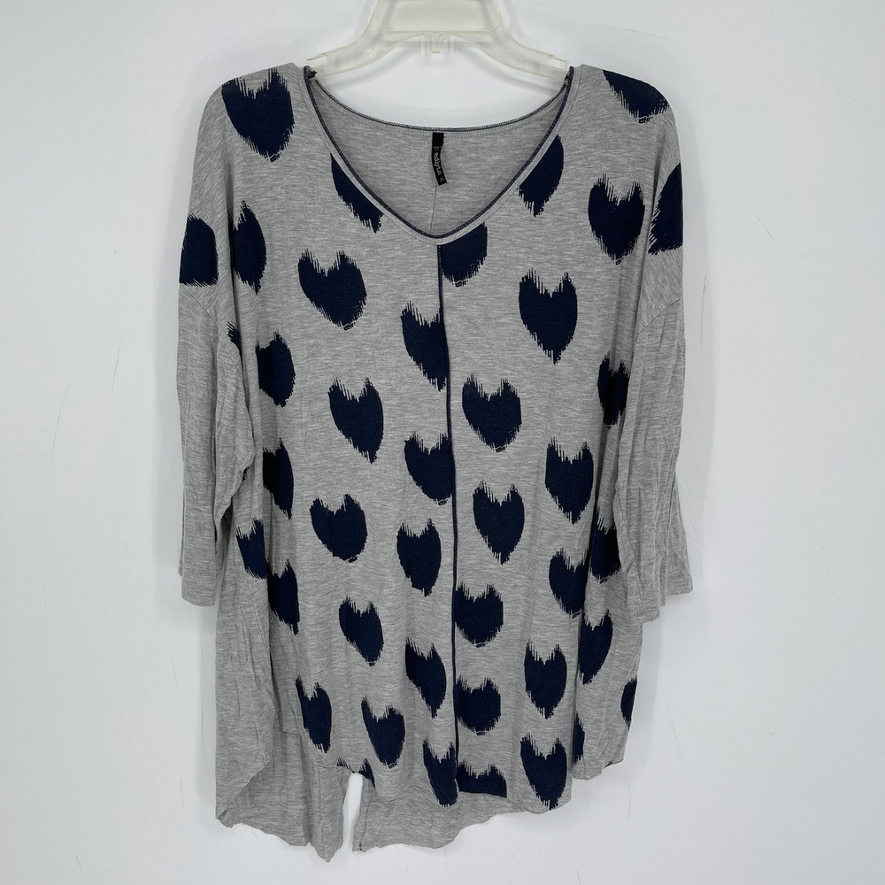 Edista Women's Gray Heart Print Asymmetric Hem Tunic Top Size 2X